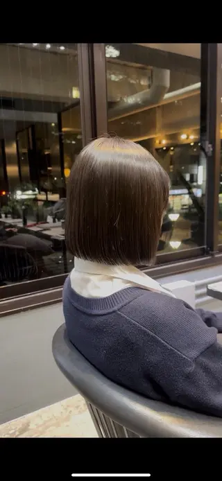 ショート 小顔レイヤー/顔周り 艶髪カラー/金山のヘアスタイル