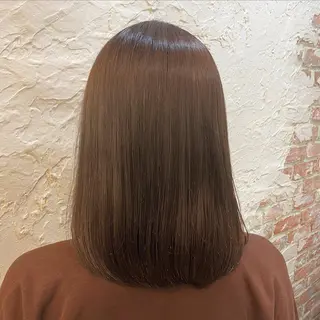 ミディアム カラー LUSTY 長井明里のヘアスタイル