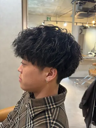 ミディアム パーマ メンズ CHIRU hair salonのヘアスタイル