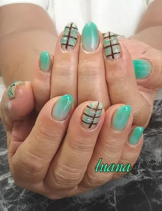 ネイル LUANA TAKAHASHIのネイルデザイン