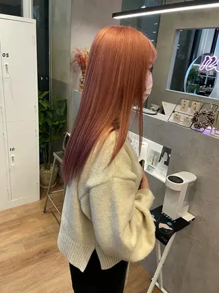 セミロング yoshi （髙橋）のヘアスタイル