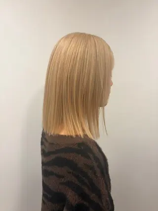 カラー 井上 悠人のヘアスタイル