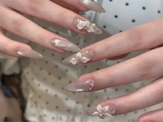 ネイル Sora  Nail 長さ出し専門店のネイルデザイン