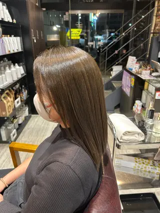 ミディアム 渡部 まひろのヘアスタイル
