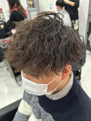 ショート パーマ ヘアアレンジ メンズ 🔥メンズパーマ 特化 渡辺一翔のヘアスタイル