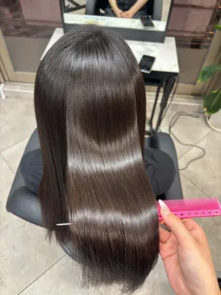 ロング GiseL 美優のヘアスタイル