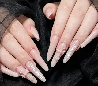 ネイル エリ🫧 nail池袋東口のネイルデザイン