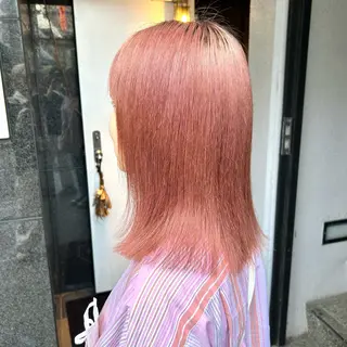 セミロング カラー ショート/ウルフ ハイトーン/カイセイのヘアスタイル