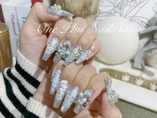 マツエク・マツパ One Plus Nail Salonのネイルデザイン