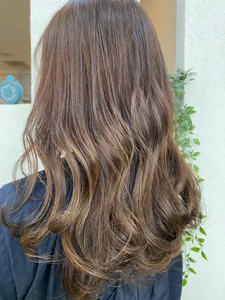 セミロング カラー 才門 真菜のヘアスタイル