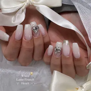 ネイル thea.7 【テアナ】のネイルデザイン