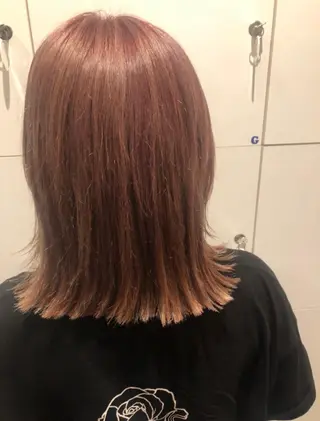 カラー 齋藤 真子のヘアスタイル