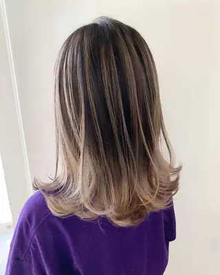 セミロング カラー パーマ ヘアアレンジ 【公式】amble luxe池袋東口🩷のヘアスタイル