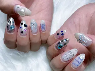 ネイル Anurea HARUKA🌸のネイルデザイン