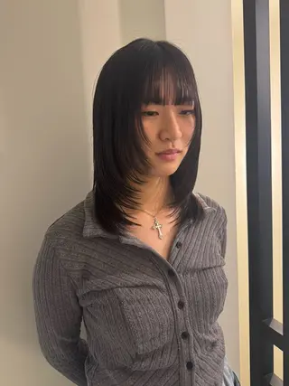 ミディアム 内沼 恵留菜のヘアスタイル