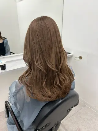 ミディアム カラー ヘアアレンジ 梅木李奈🕊️ レイヤー透明感カラーのヘアスタイル