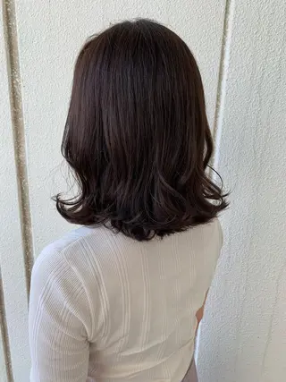 ミディアム カラー 顔まわりカット✄ ベージュカラー🧸のヘアスタイル