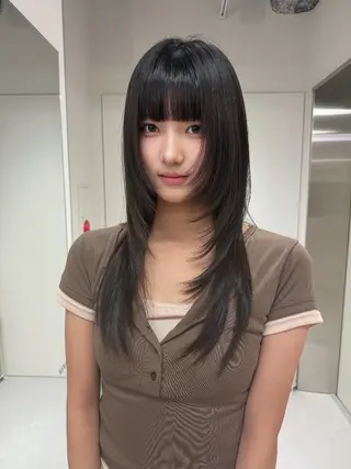 ロング RiA/レイヤーカッ ト/ハッシュカットのヘアスタイル