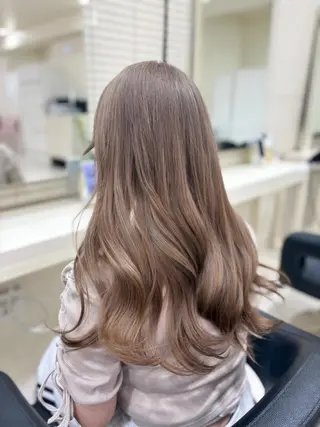 カラー 赤み消し🏹上品甘め トレンドカラー/横浜のヘアスタイル