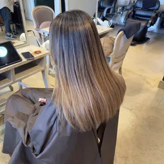 セミロング カラー 中村 龍輝のヘアスタイル