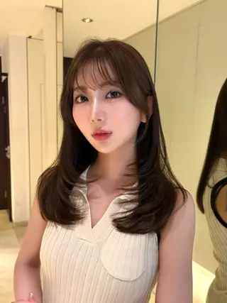 ロング あ い か 🎀 レイヤーカットのヘアスタイル