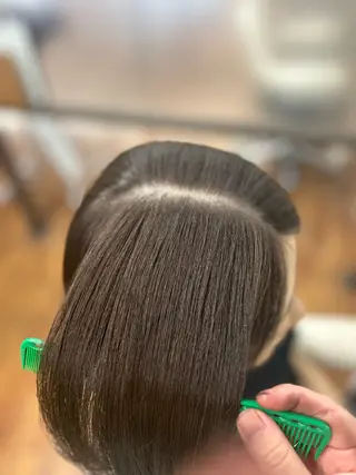 カラー 浦 加奈子のヘアスタイル