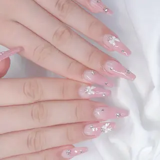 カラー 奥山 恵美のネイルデザイン