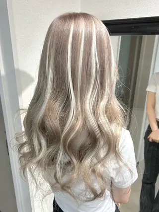 ロング エクステ×ハイトーン 🌈KEISUKEのヘアスタイル