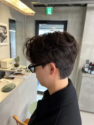 パーマ メンズ カット無料/髪質改善 髪質根本改善/艶髪のヘアスタイル