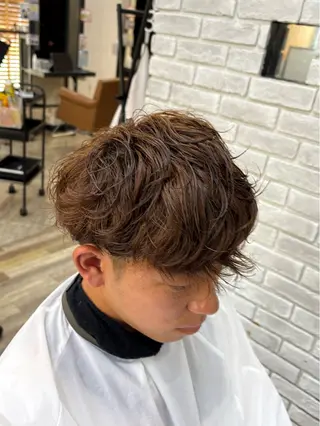 カラー パーマ メンズ 浦﨑 笑美里のヘアスタイル