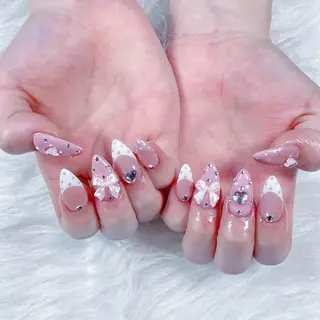 ネイル Hin Hana Nailのネイルデザイン