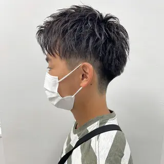 ショート カラー パーマ ヘアアレンジ メンズ キッズ ネイル マツエク・マツパ スパイキー/フェザー /波巻き/かいとのヘアスタイル
