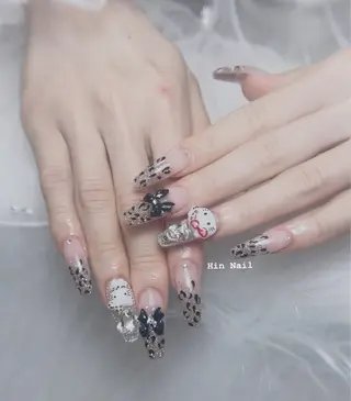 ネイル Hin Nailのネイルデザイン