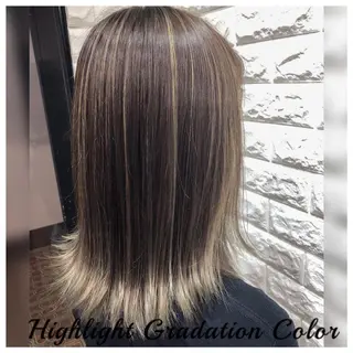 セミロング カラー yuuka🌻 ハイライト/艶カラーのヘアスタイル