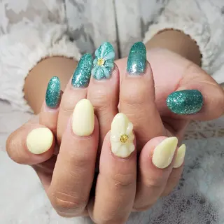 ネイル ﾈｲﾙｻﾛﾝベルティ .ひとみのネイルデザイン