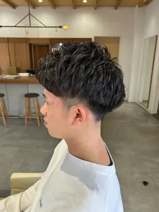 ショート メンズ 佐藤 悠生 メンズパーマ.カットのヘアスタイル