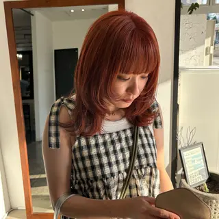 ミディアム カラー 的場 莉音のヘアスタイル