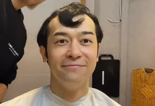 ミディアム ヘアアレンジ メンズ ✂︎美容師芸人👑 コモリギャルソンのヘアスタイル