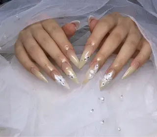 ネイル MARHCHU NAILのネイルデザイン