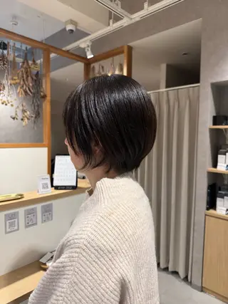 ショート anju.カット 透明感カラー/パーマのヘアスタイル