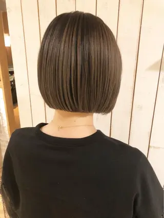 ショート Noe心斎橋 堀田 朋宏のヘアスタイル