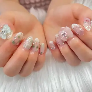 ネイル VIERU YURIのネイルデザイン