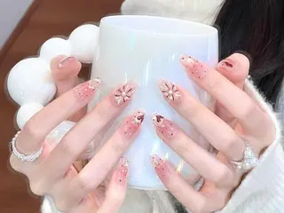 ネイル Niiy 🍫のネイルデザイン
