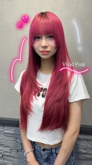 ロング カラー 渡里 優菜のヘアスタイル