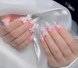 ネイル Lenie Kabukichoのネイルデザイン