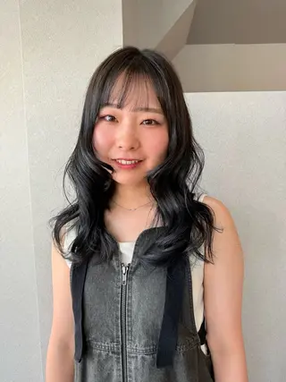 ロング Fujii Naoのヘアスタイル