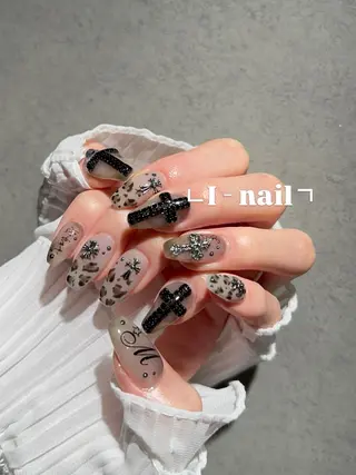 ネイル I-nailロング /ワンホン/キラキラのネイルデザイン
