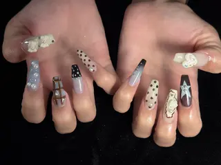 ネイル 🦊Genie🦊 Mika Nailsのネイルデザイン