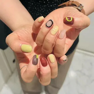 ネイル i+ söpö .nのネイルデザイン