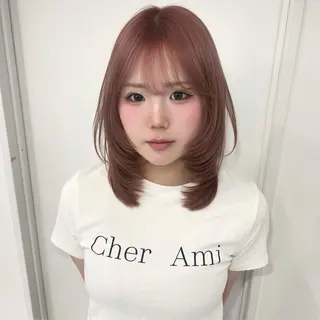 ミディアム yuuka 🖤韓国ヘア🖤のヘアスタイル